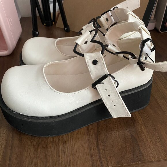 Demonia Shoes - Size 8 - Sprite-02 - White with black metal - Picture 6 of 7